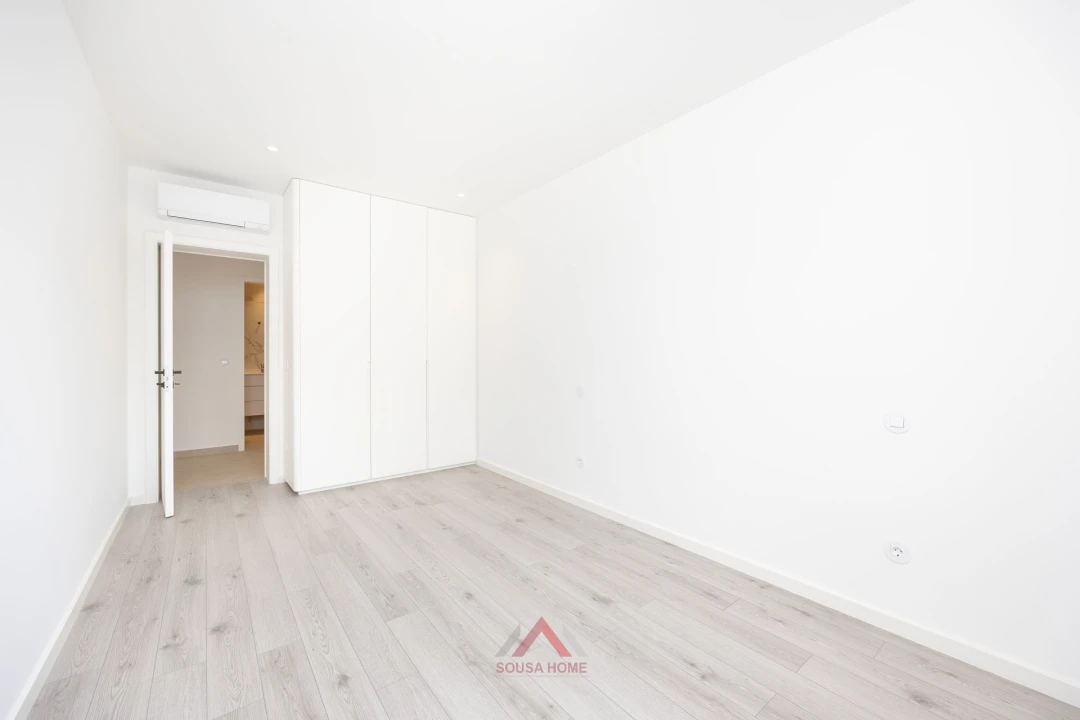 Apartamento T4 para Venda em Leiria, Pousos, Barreira e Cortes Foto 33
