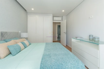 Apartamento T4 para Venda em Alverca do Ribatejo e Sobralinho