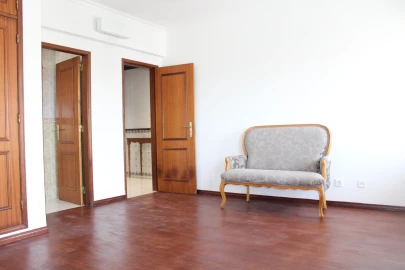 Apartamento T2 para Arrendamento em Alcochete