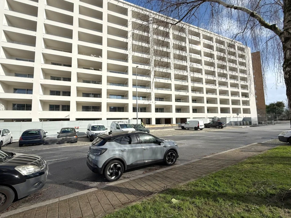 Apartamento T2 para Venda em Ramalde Foto 22