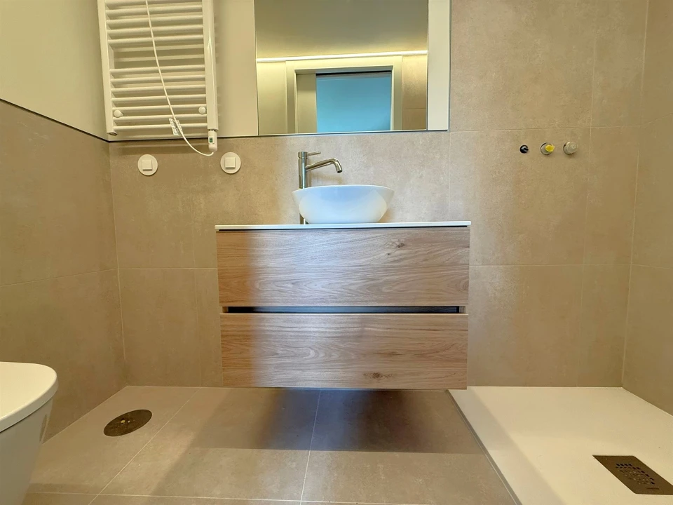 Apartamento T2 para Venda em Ramalde Foto 17