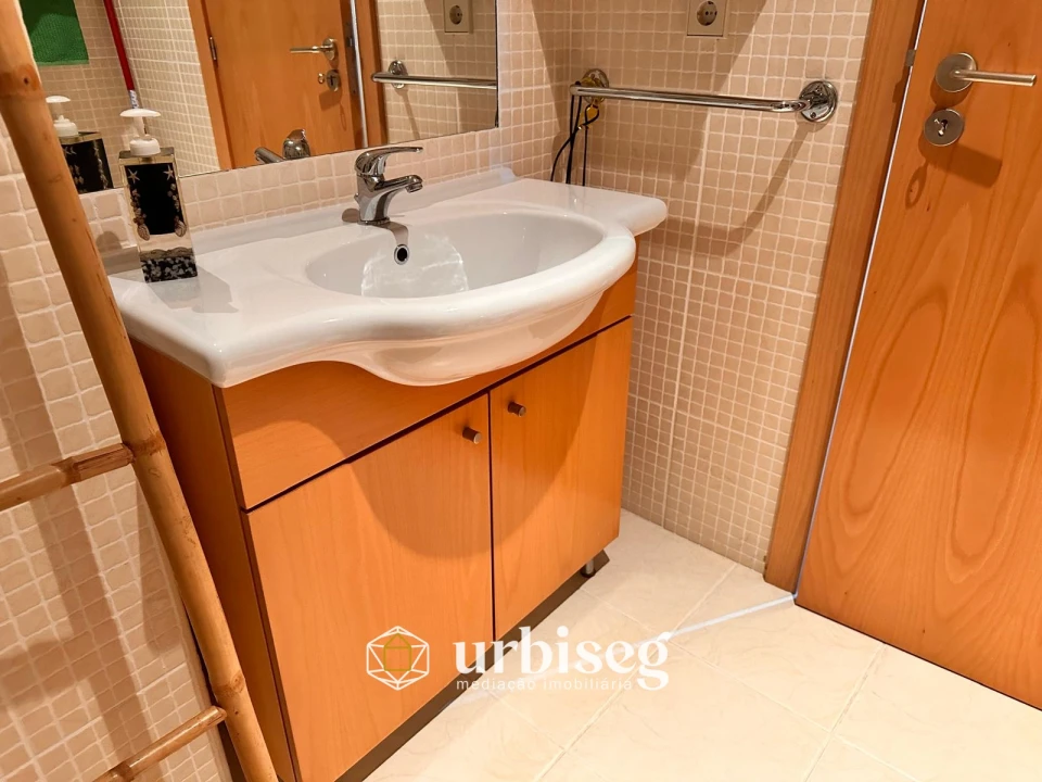 Apartamento T1 para Arrendamento em Buarcos Foto 25