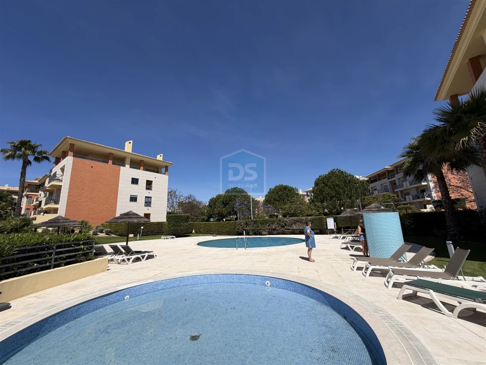 Apartamento T1 para Venda em Albufeira e Olhos de Água Foto 42