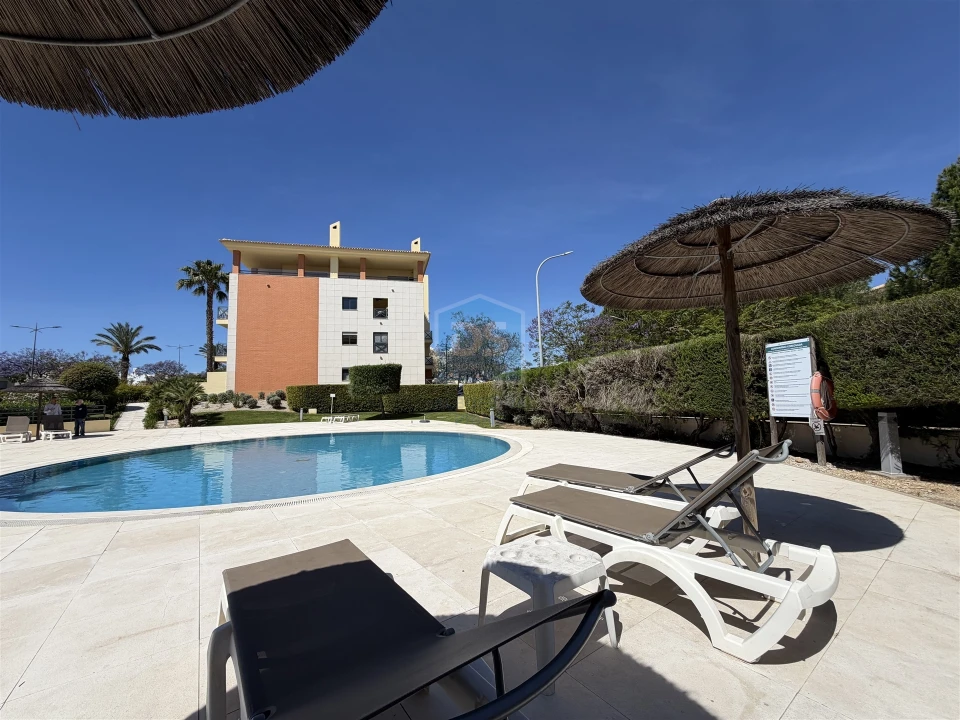 Apartamento T1 para Venda em Albufeira e Olhos de Água Foto 44