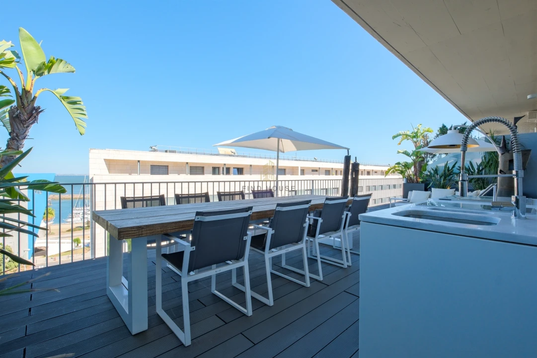 Apartamento T3 para Venda em Parque das Nações Foto 13