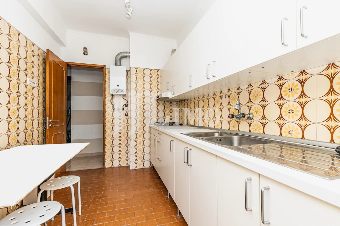 Apartamento T3 para Venda em Santo António Foto 7