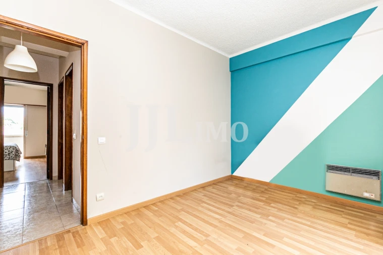 Apartamento T3 para Venda em Santo António Foto 5