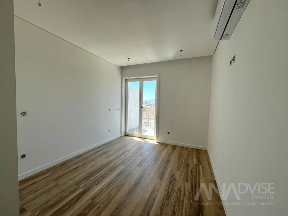 Apartamento T2 para Venda em Viseu Foto 19