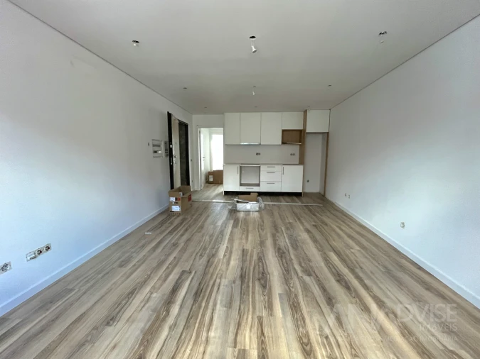 Apartamento T2 para Venda em Viseu Foto 5