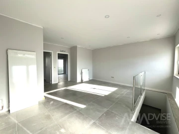 Apartamento T4 para Venda em Rio de Loba