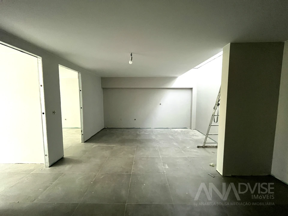 Apartamento T4 para Venda em Rio de Loba Foto 11