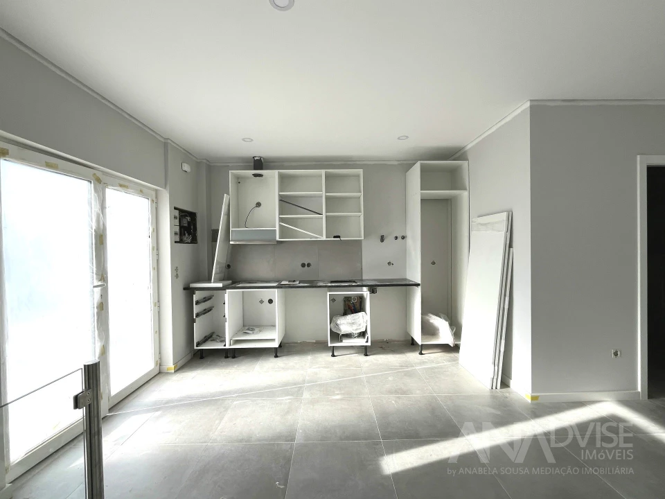 Apartamento T4 para Venda em Rio de Loba Foto 2