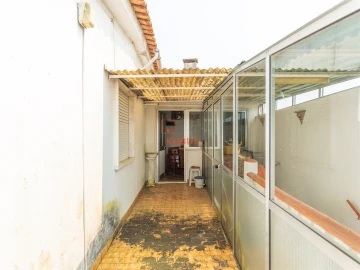 Moradia T2 para Arrendamento em Alcanena e Vila Moreira