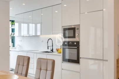 Apartamento T1 para Venda em Aver-O-Mar, Amorim e Terroso