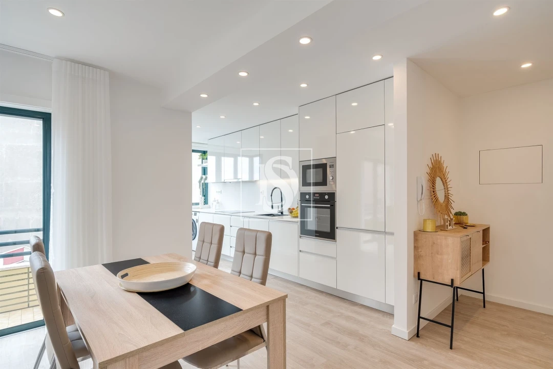 Apartamento T1 para Venda em Aver-O-Mar, Amorim e Terroso Foto 1