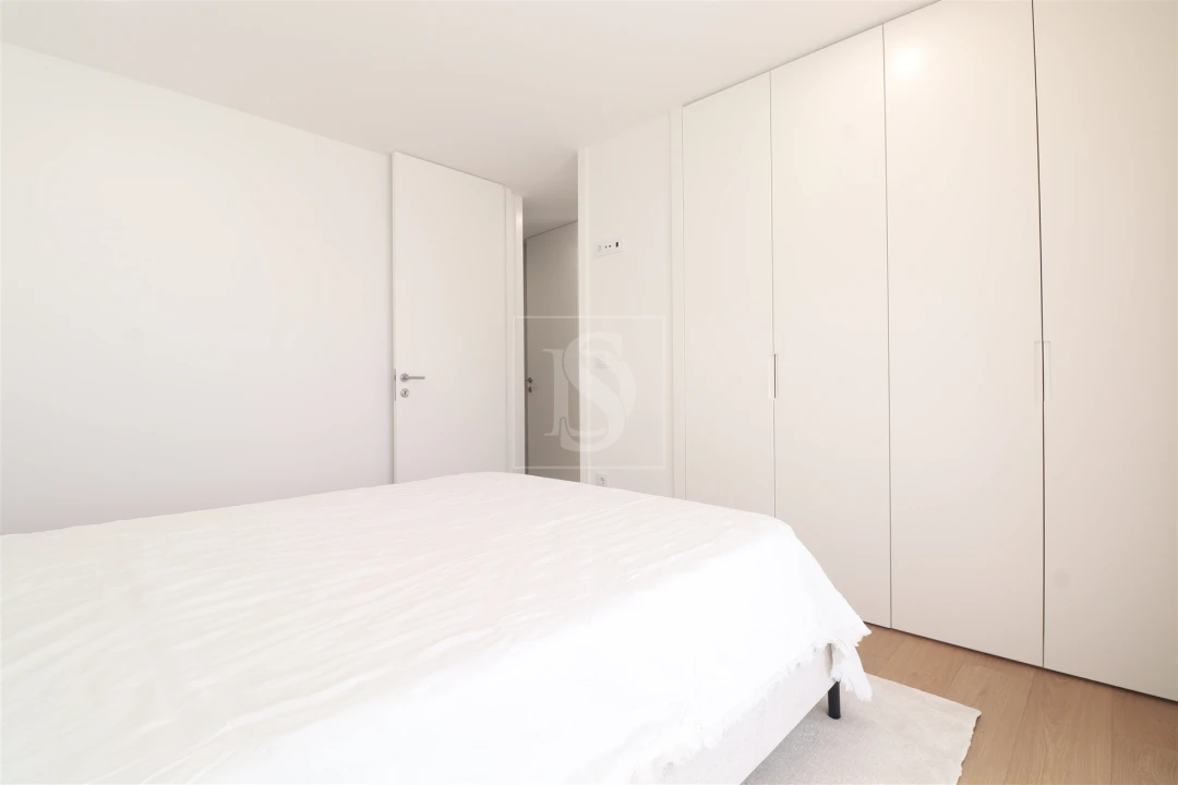 Apartamento T1 para Arrendamento em Barcelinhos Foto 9