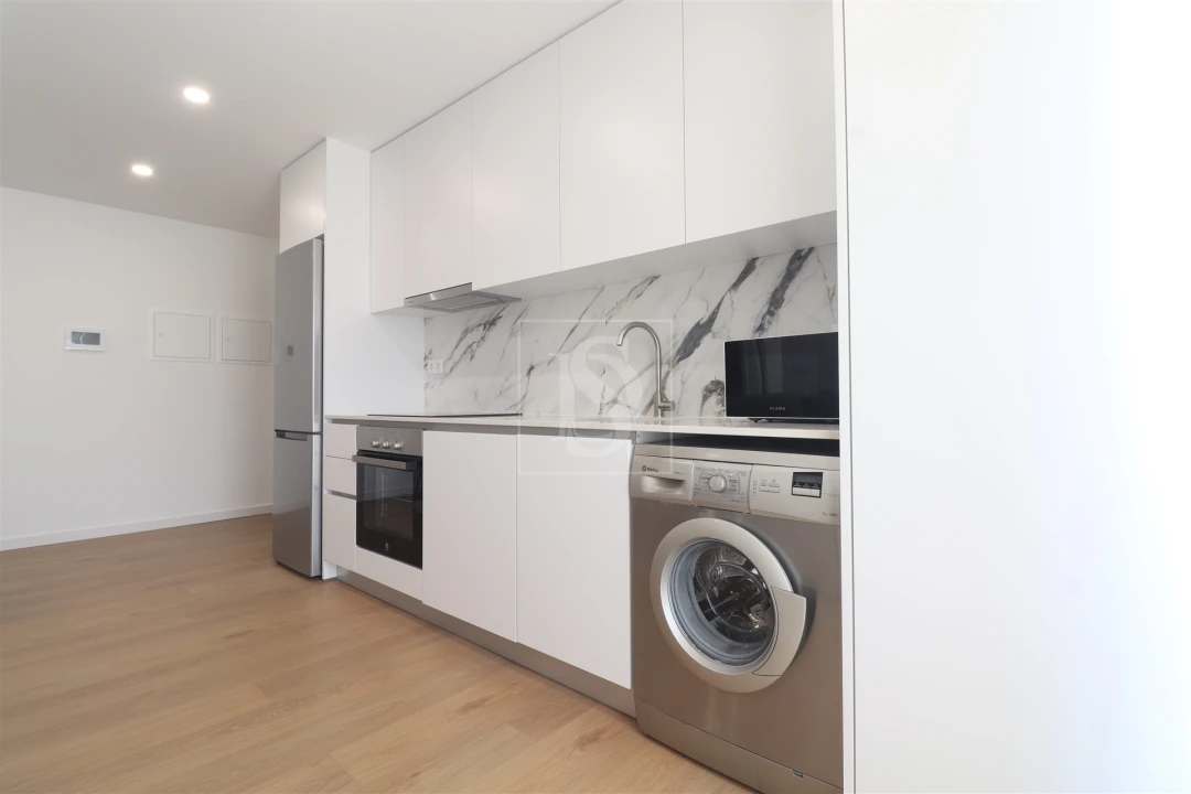 Apartamento T1 para Arrendamento em Barcelinhos Foto 6