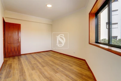 Apartamento T3 para Venda em Aver-O-Mar, Amorim e Terroso