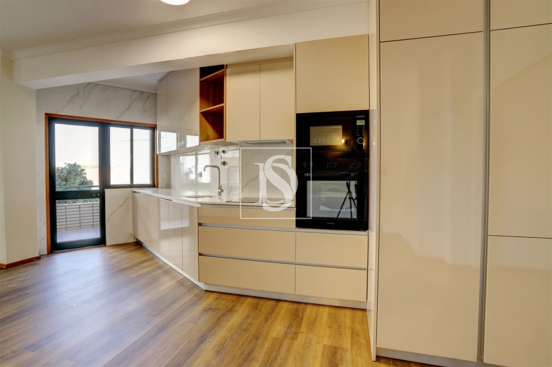 Apartamento T3 para Venda em Aver-O-Mar, Amorim e Terroso Foto 5