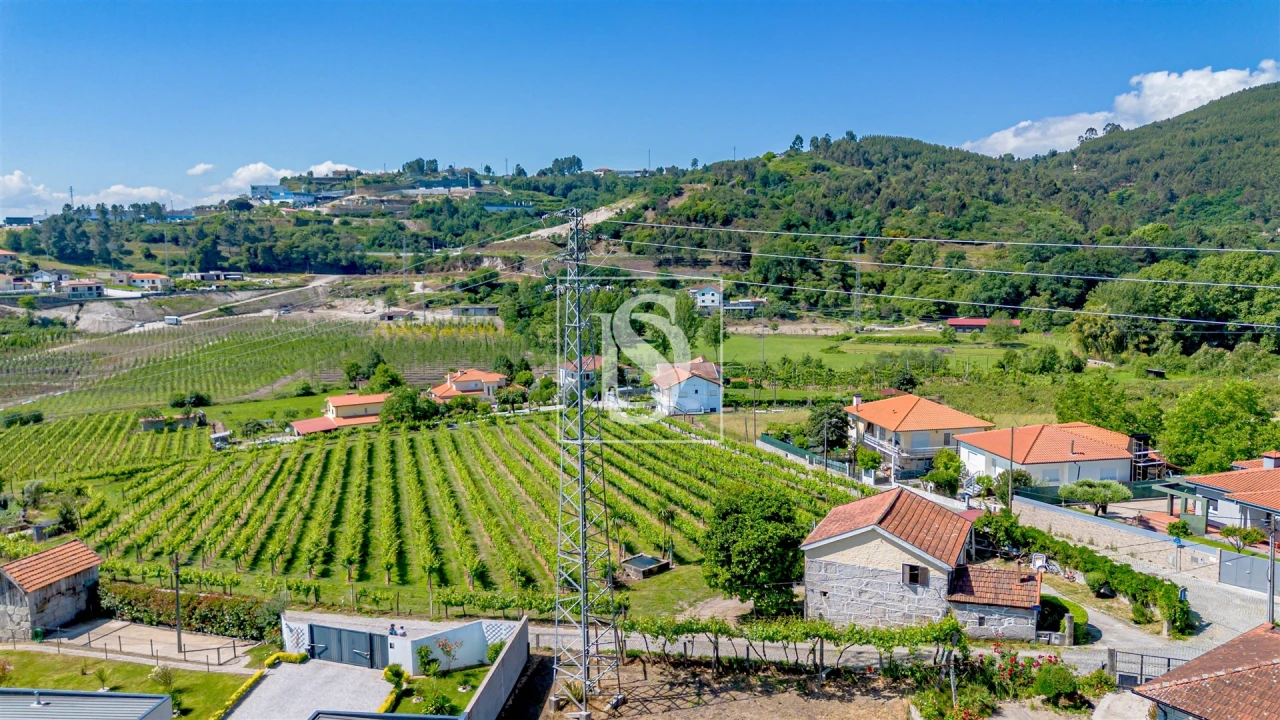 Moradia T2 para Venda em Telões Foto 1