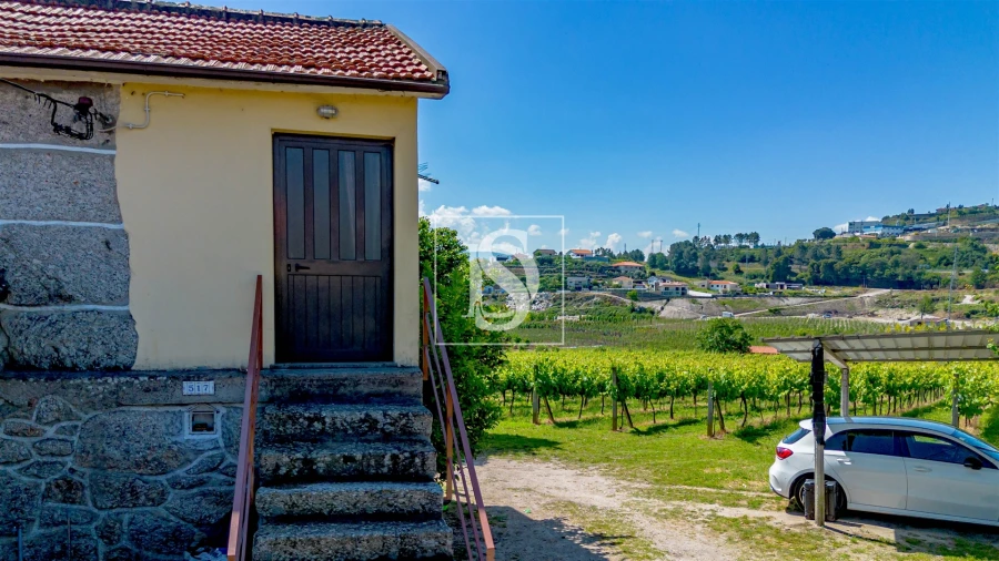 Moradia T2 para Venda em Telões Foto 18