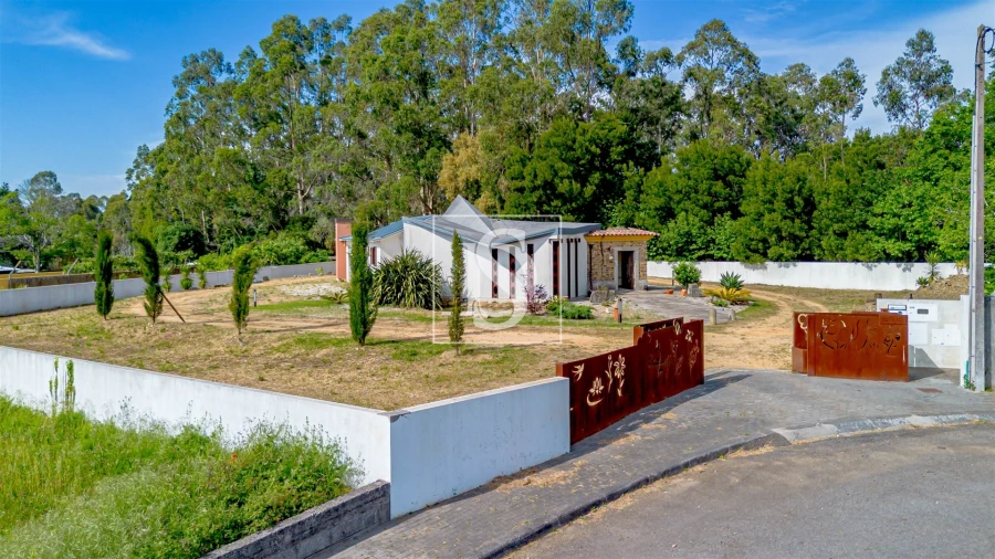 Moradia T3 para Venda em Santa Maria da Feira, Travanca, Sanfins e Espargo Foto 48