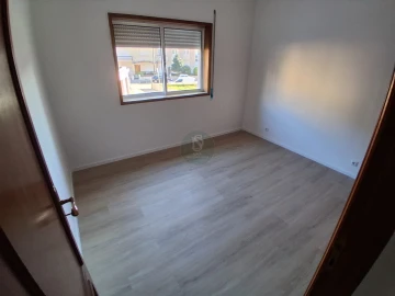 Apartamento T2 para Venda em Baguim do Monte (Rio Tinto)