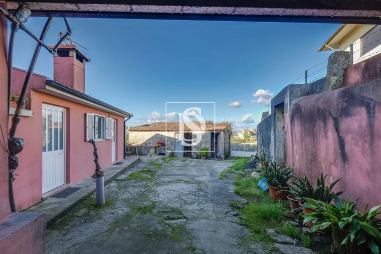 Moradia T3 para Venda em Fornelo e Vairão Foto 3