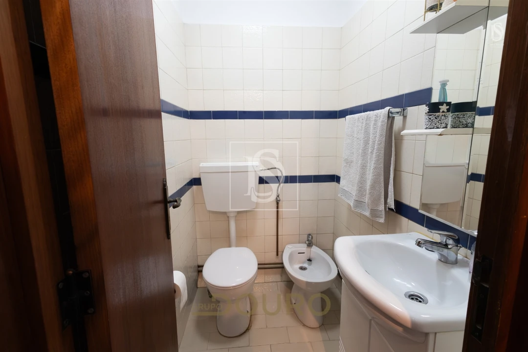 Apartamento T3 para Venda em Vilar de Andorinho Foto 15