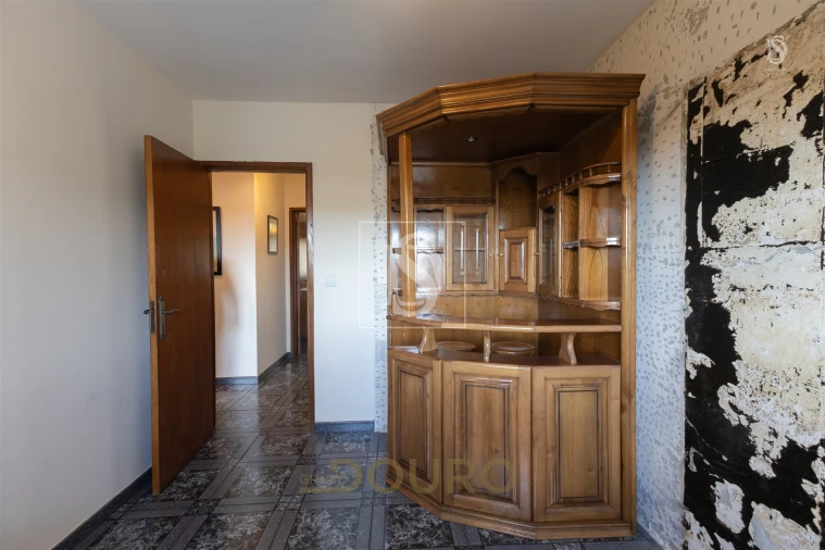 Apartamento T3 para Venda em Vilar de Andorinho Foto 19