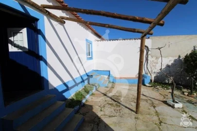 Moradia T3 para Venda em Nossa Senhora de Machede