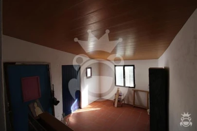 Moradia T3 para Venda em Nossa Senhora de Machede