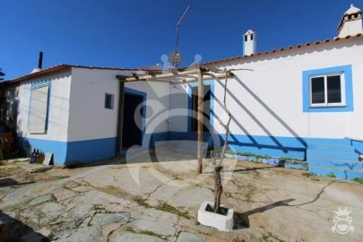 Moradia T3 para Venda em Nossa Senhora de Machede
