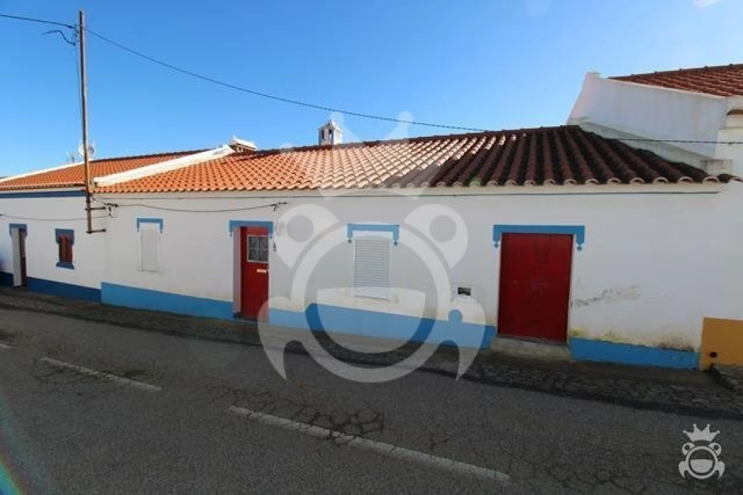 Moradia T3 para Venda em Nossa Senhora de Machede Foto 1