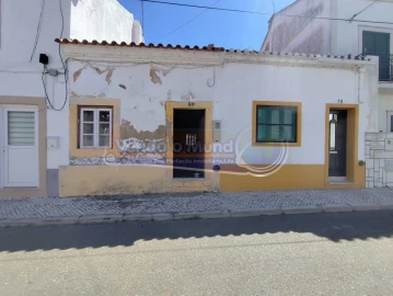 Moradia T0 para Venda em Salvaterra de Magos e Foros de Salvaterra