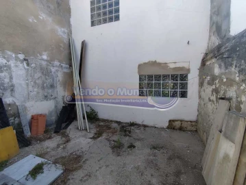 Moradia T0 para Venda em Salvaterra de Magos e Foros de Salvaterra