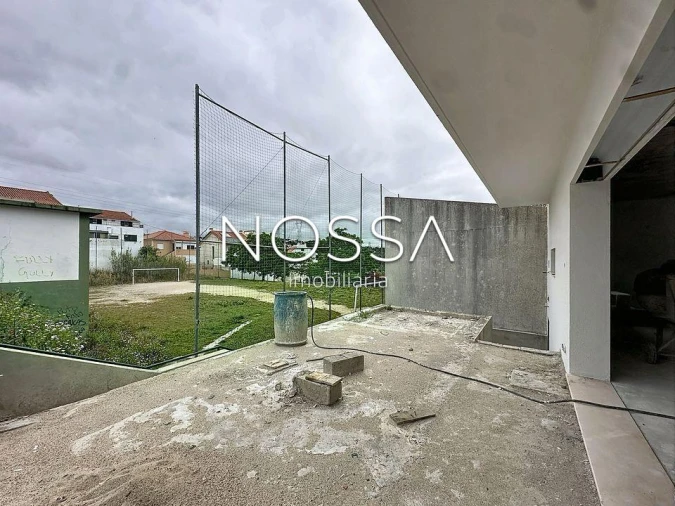Moradia T4 para Venda em Pontinha e Famões Foto 8