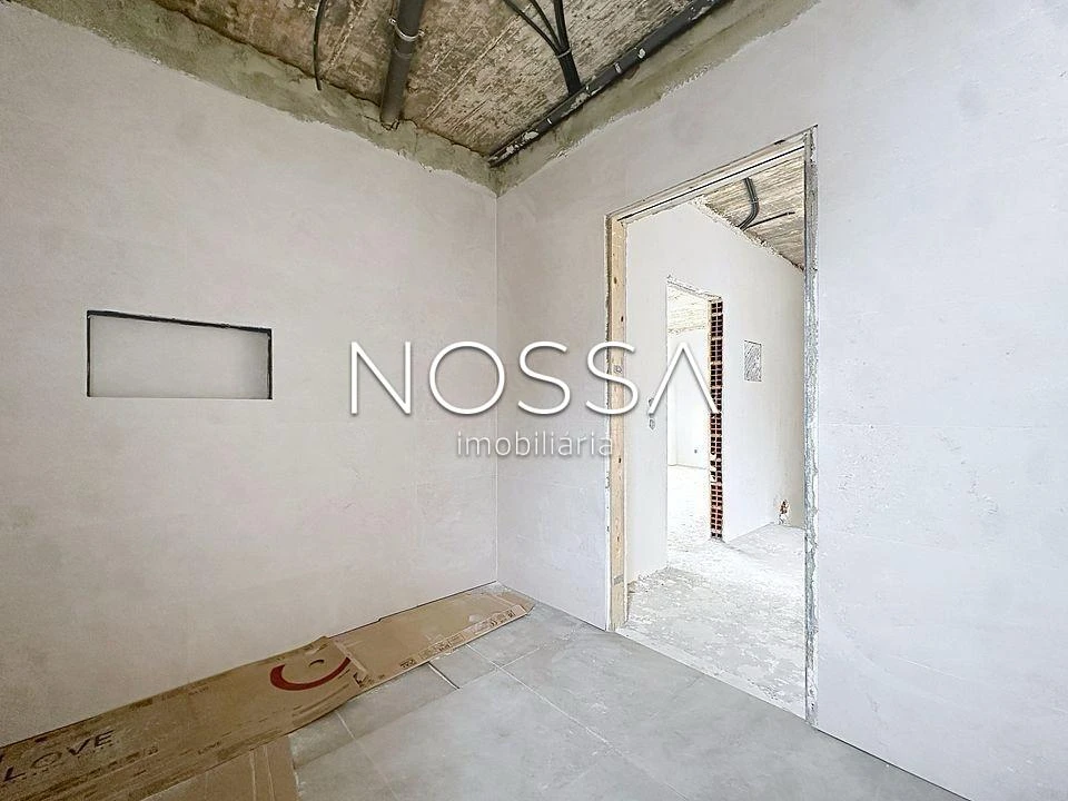 Moradia T4 para Venda em Pontinha e Famões Foto 18