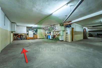 Apartamento T2 para Venda em Canelas