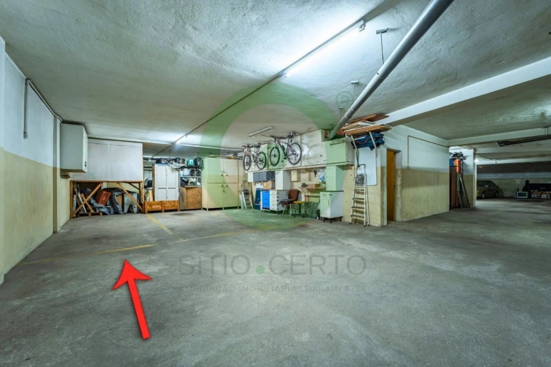 Apartamento T2 para Venda em Canelas Foto 17