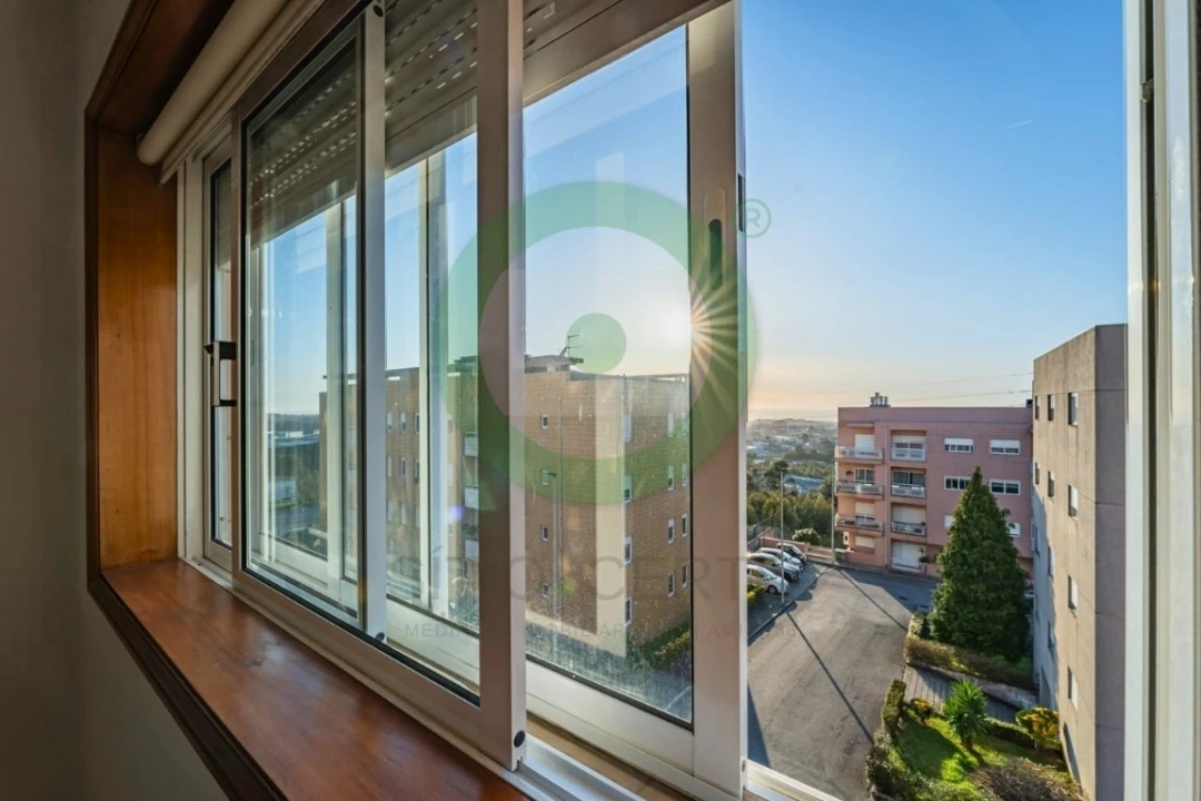 Apartamento T2 para Venda em Canelas Foto 14