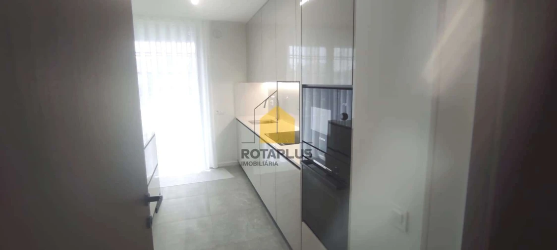 Apartamento T2 para Venda em Cidade da Maia Foto 15