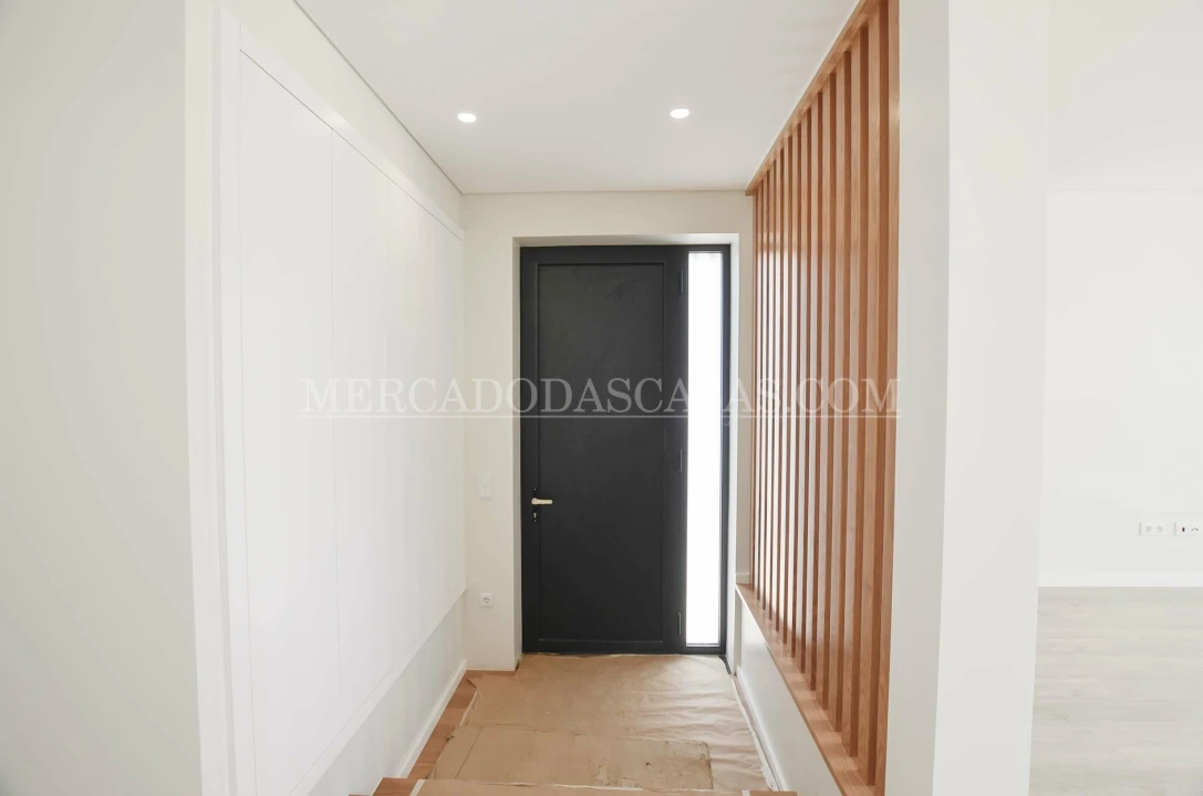 Moradia T4 para Venda em Anta e Guetim Foto 2
