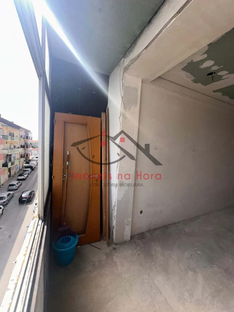 Apartamento T3 para Venda em Seixal, Arrentela e Aldeia de Paio Pires