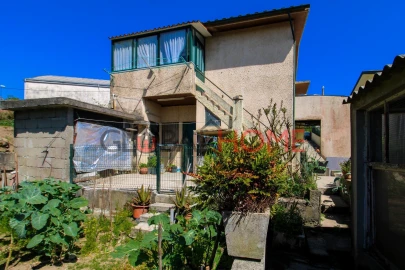 Moradia T2 para Venda em Milheiros