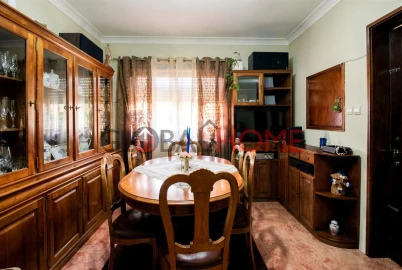 Moradia T2 para Venda em Milheiros