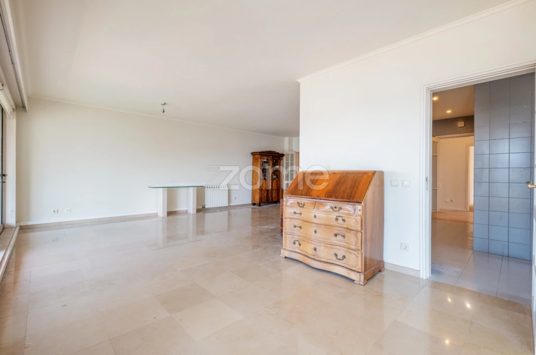 Apartamento T3 para Arrendamento em Aldoar, Foz do Douro e Nevogilde Foto 14