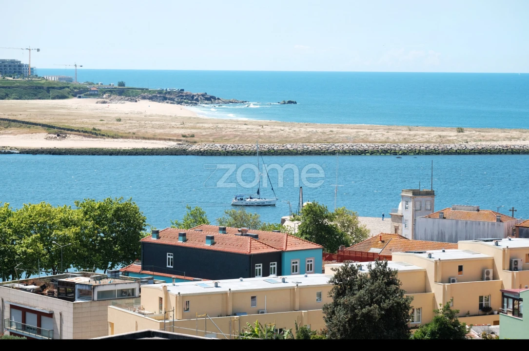 Apartamento T3 para Arrendamento em Aldoar, Foz do Douro e Nevogilde Foto 19