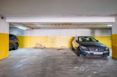 Apartamento T3 para Arrendamento em Aldoar, Foz do Douro e Nevogilde