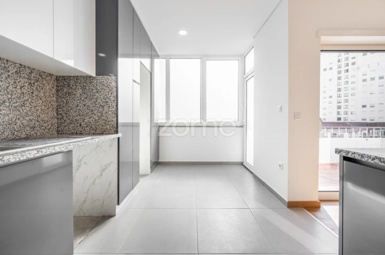 Apartamento T3 para Venda em Darque Foto 10